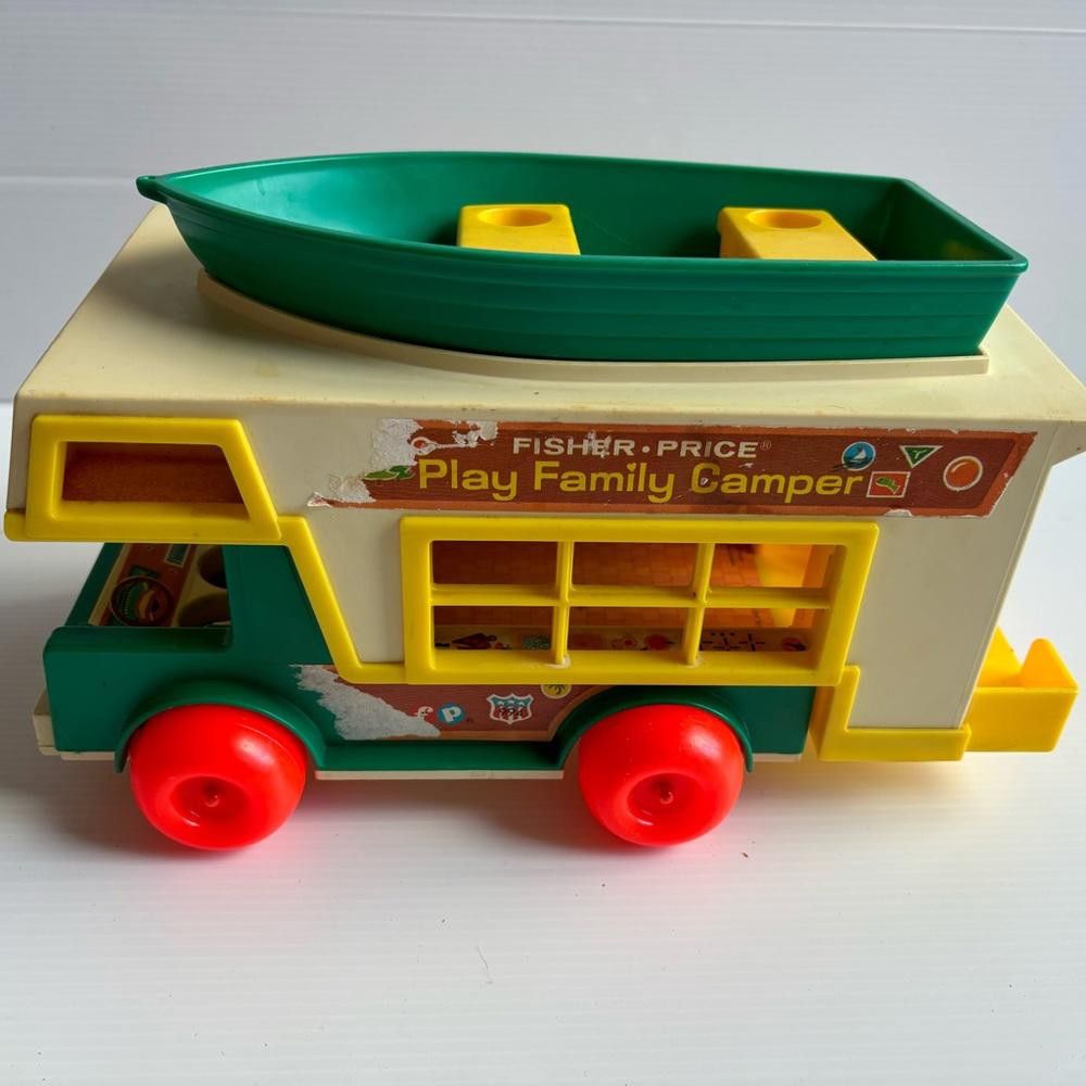 Designer 1972 Fisher Price Little People Play Family Camper Size ONE SIZE - 1 Thumbnail