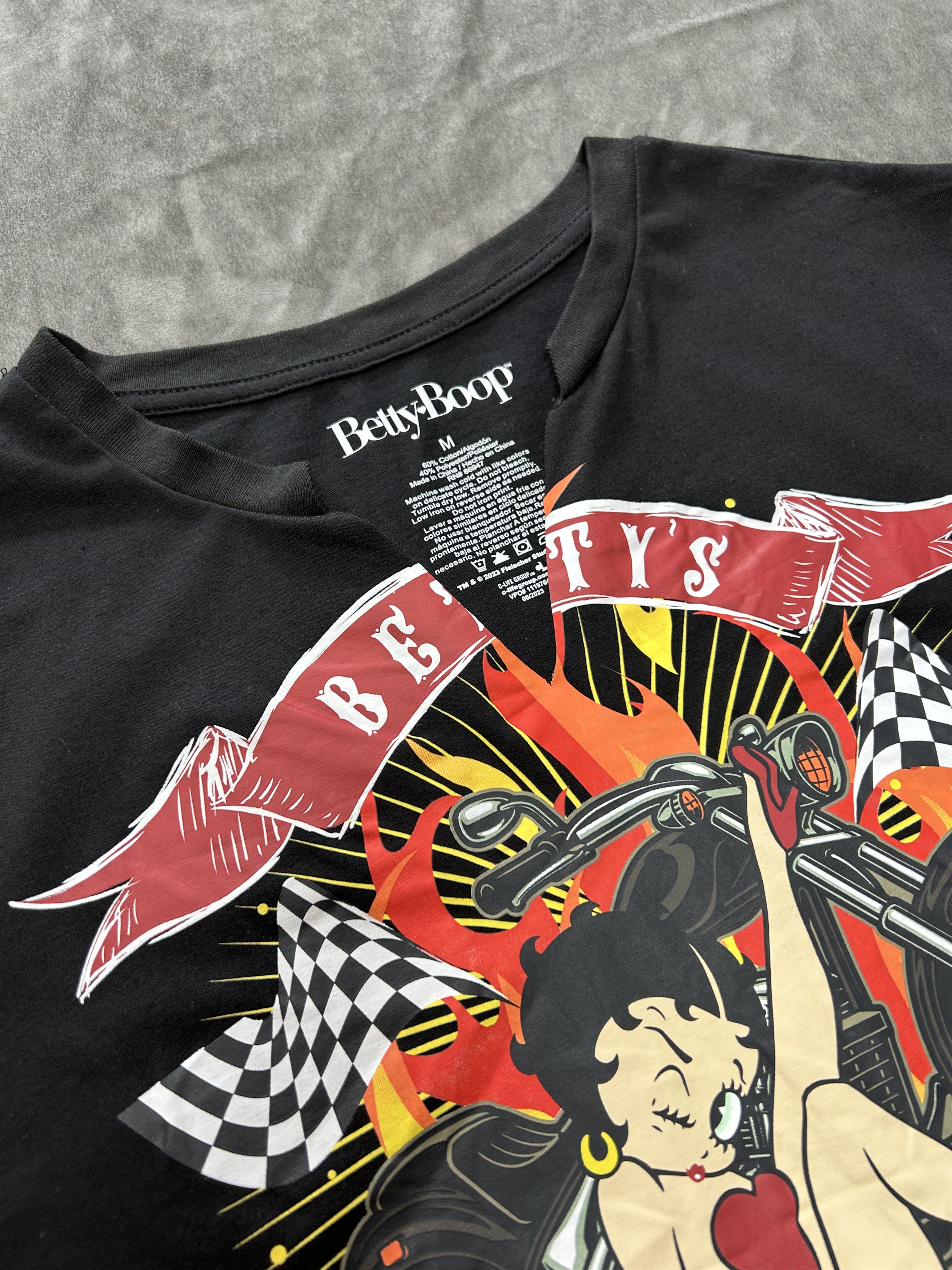 Japanese Brand Deadstock Betty Boop Motorcycle Print Black T-Shirt Medium Size M / US 6-8 / IT 42-44 - 3 Thumbnail