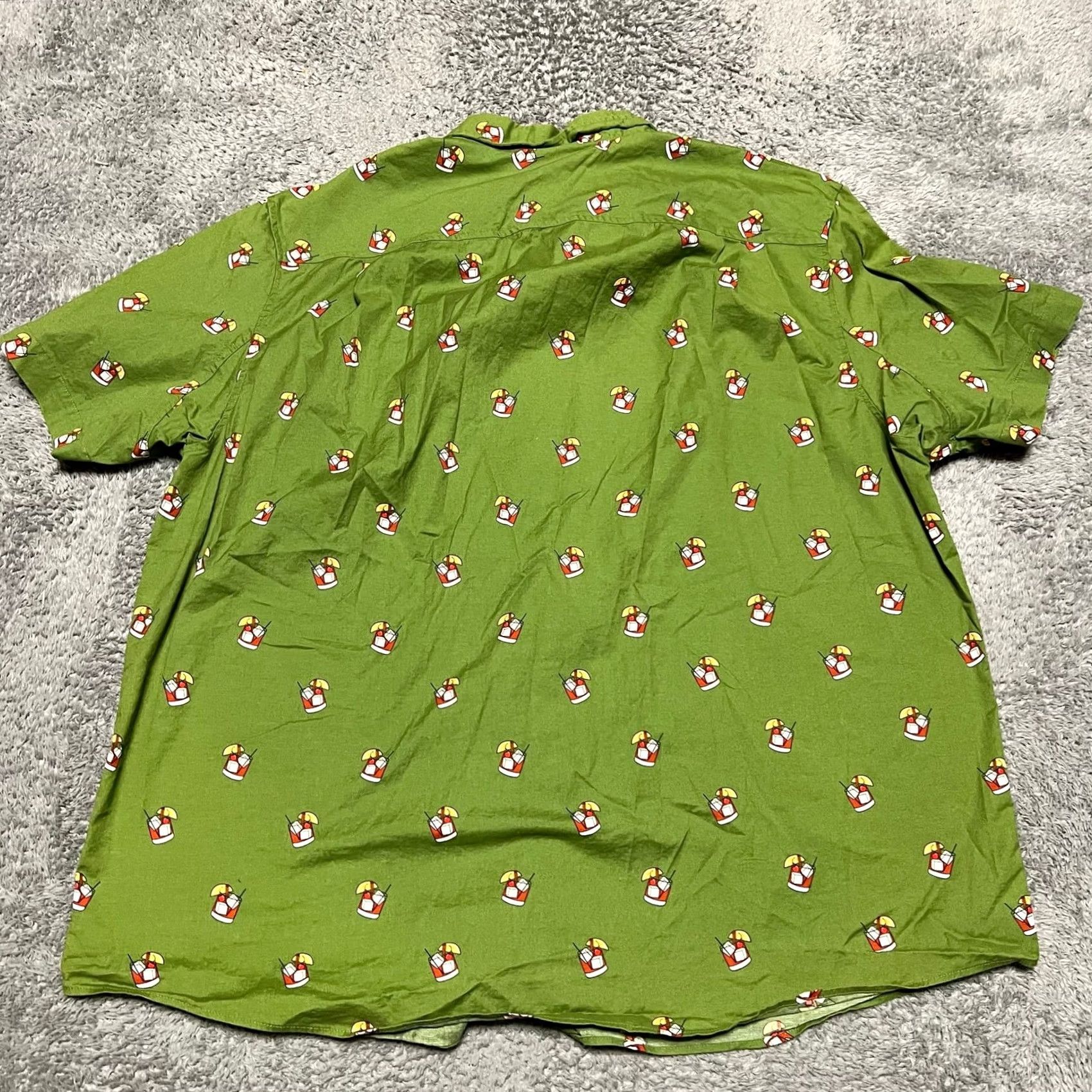 Duluth Trading Company Duluth Trading Shirt Mens XL Green Beergarden Untucked Relaxed All Over Print Shirt Size US XL / EU 56 / 4 - 4 Thumbnail