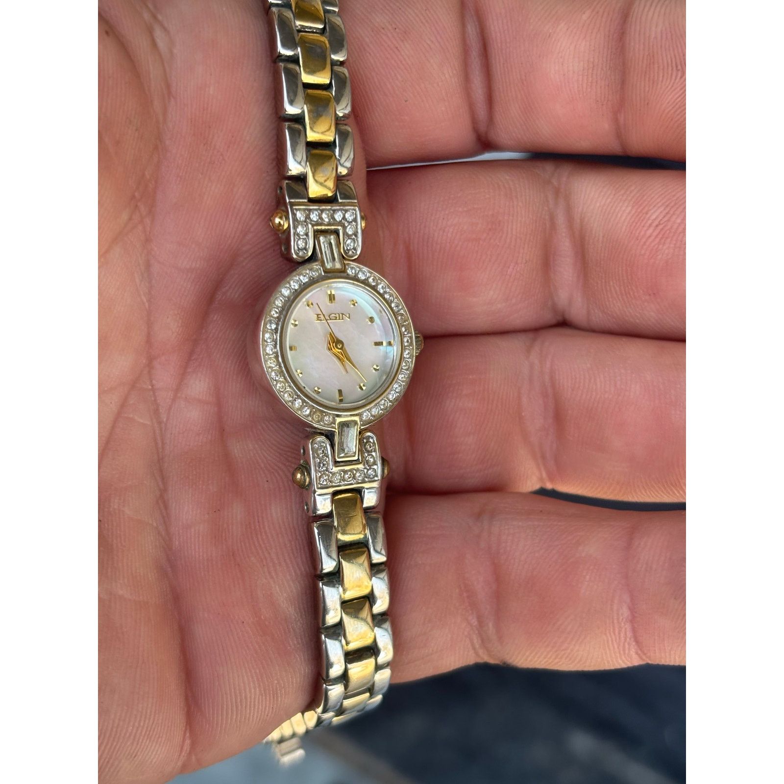 Elgin National Watch Company Elgin 2-Tone Women’s Watch! New Battery! Size ONE SIZE - 2 Thumbnail
