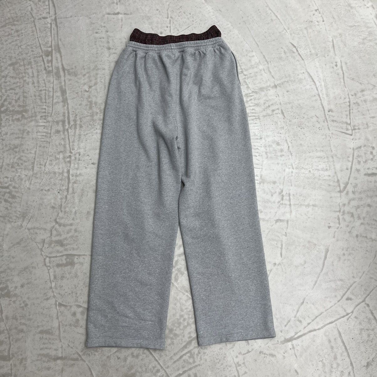 Balenciaga Balenciaga FW21 Double Waist Boxer Sweatpants Size US 32 / EU 48 - 2 Thumbnail