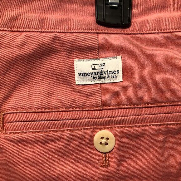 Vineyard Vines vineyard Vines men's light red 100%cotton casual shorts 36 Size US 36 / EU 52 - 3 Thumbnail