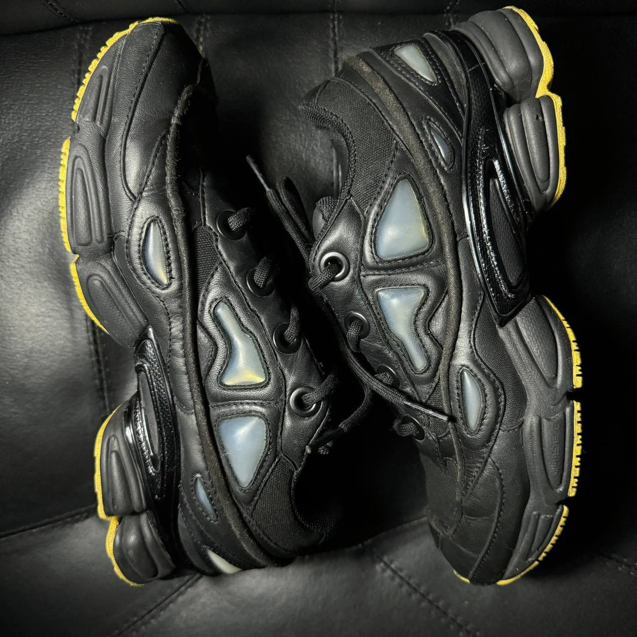 Adidas × Raf Simons 6,5us Adidas Raf Simons Ozweego Corn Black Size US 6.5 / EU 39-40 - 5 Thumbnail