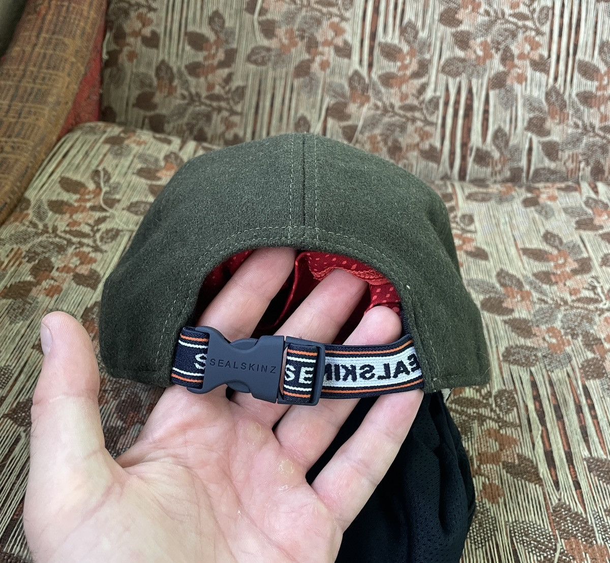 Salomon Sealskinz Brooke Waterproof Foldable Peak Wool Branded Cap Size ONE SIZE - 9 Thumbnail