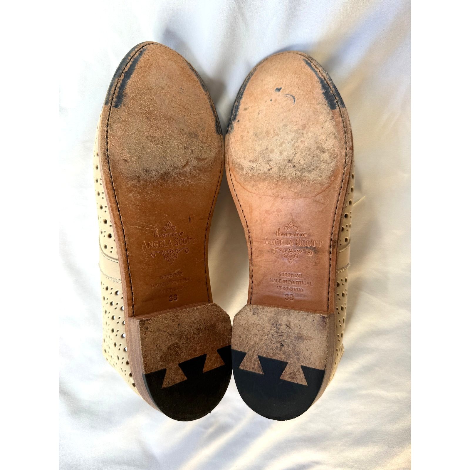Other The Office of Angela Scott Cream Navy Toe Oxford Shoes 38 Size US 8 / IT 38 - 6 Thumbnail