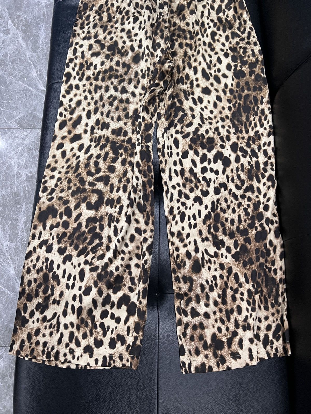 Dolce & Gabbana Dolce & Gabbana by SKIMS FW24 Silk Leopard Print Set Size US M / EU 48-50 / 2 - 10 Thumbnail