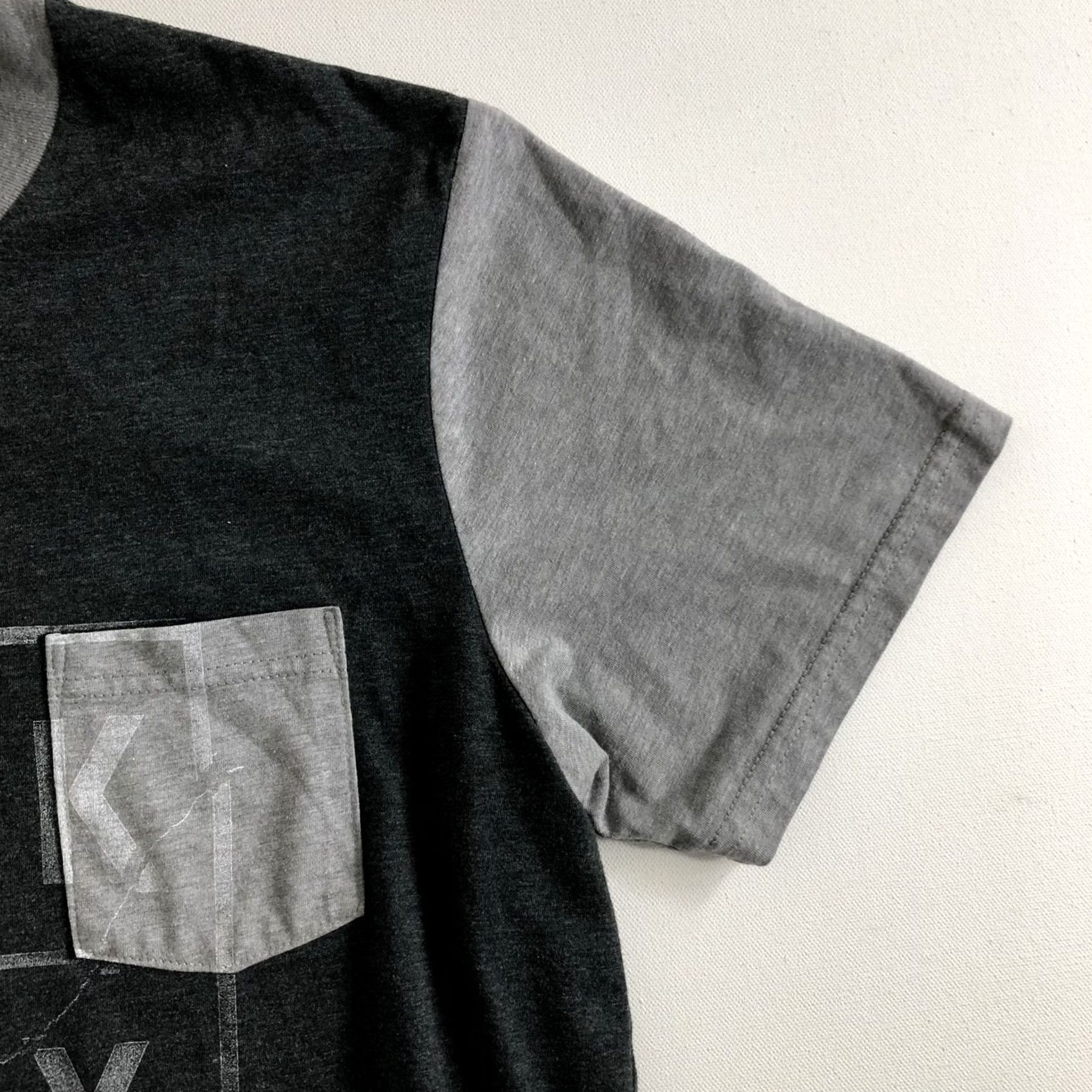 Oakley Oakley T Shirt Mens Size M Gray Regular Fit Short Sleeve Cotton Graphic Tee Size US M / EU 48-50 / 2 - 4 Thumbnail