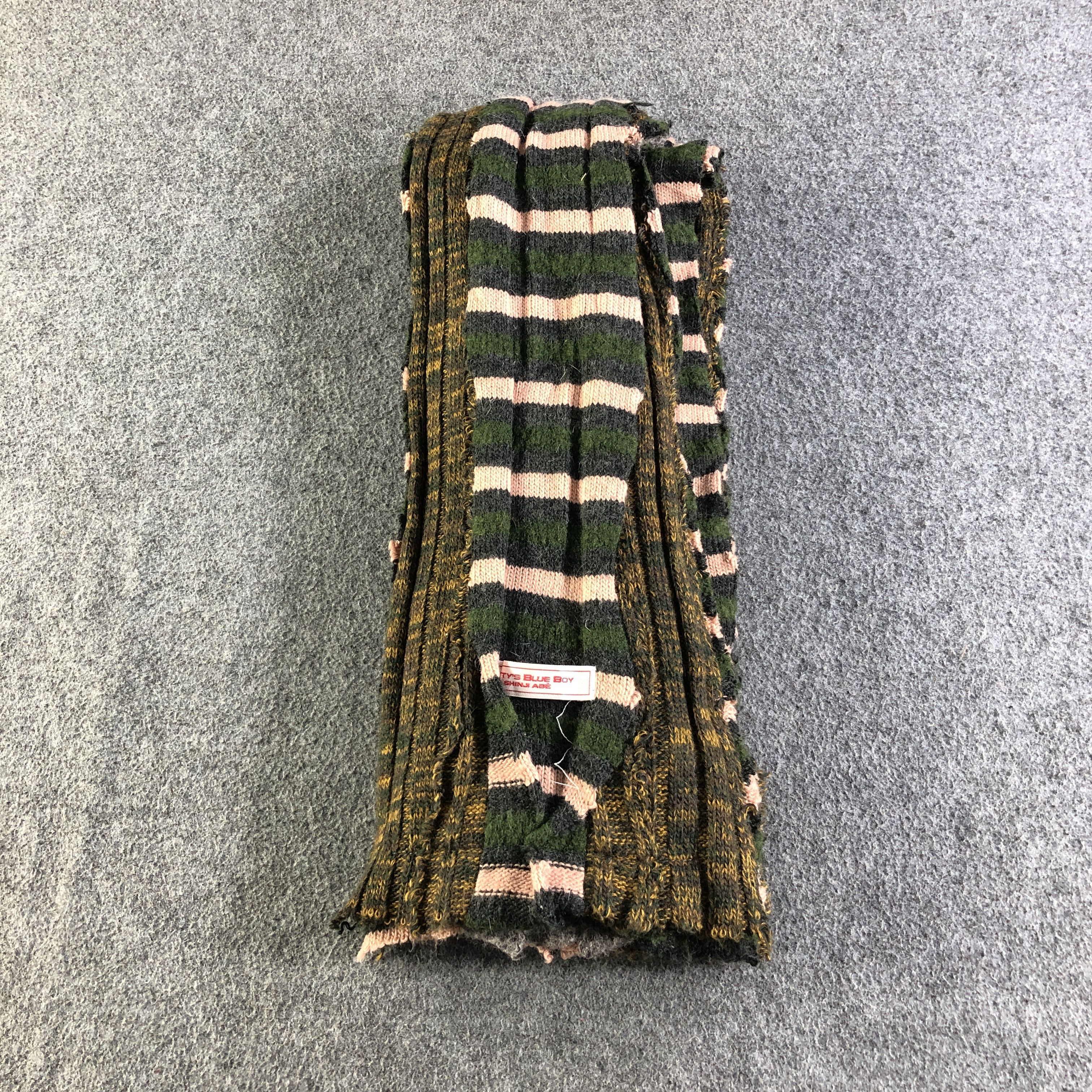 Japanese Brand Betty's Blue Boy Wool Scarf Muffler V2773 Size ONE SIZE - 2 Thumbnail
