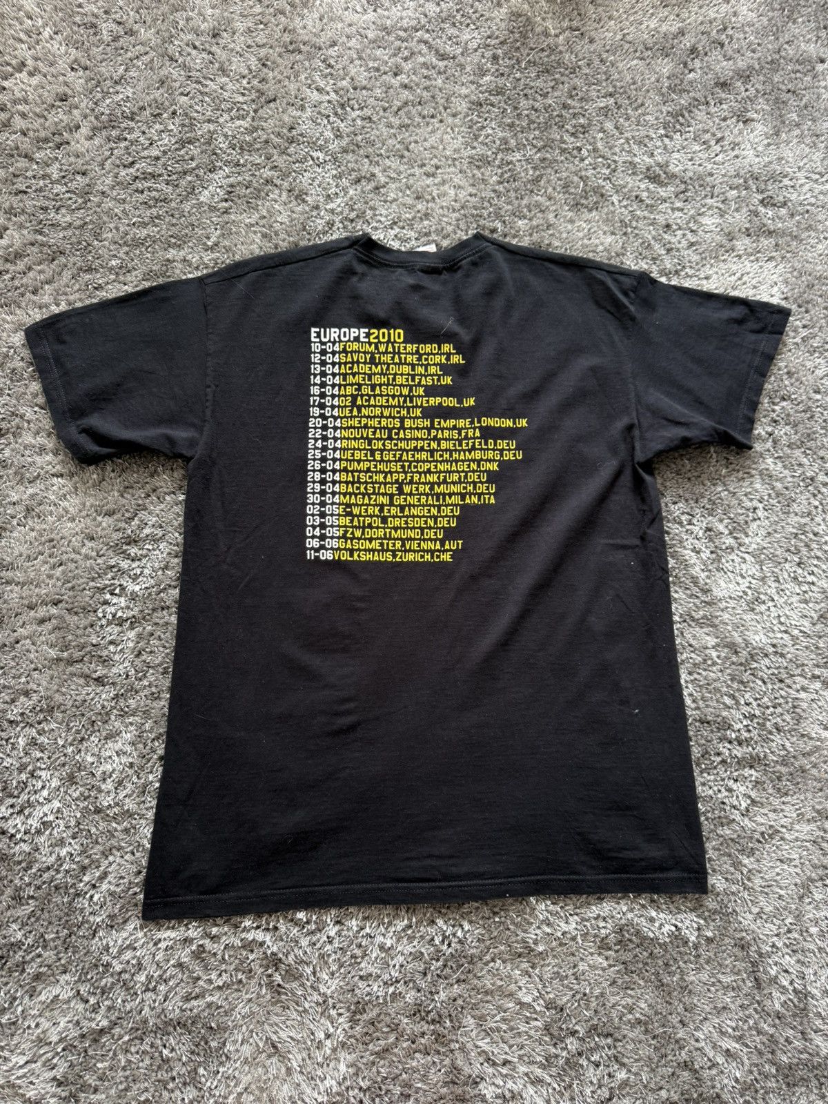 Vintage Vintage One Republic waking up t shirt Size US L / EU 52-54 / 3 - 4 Thumbnail