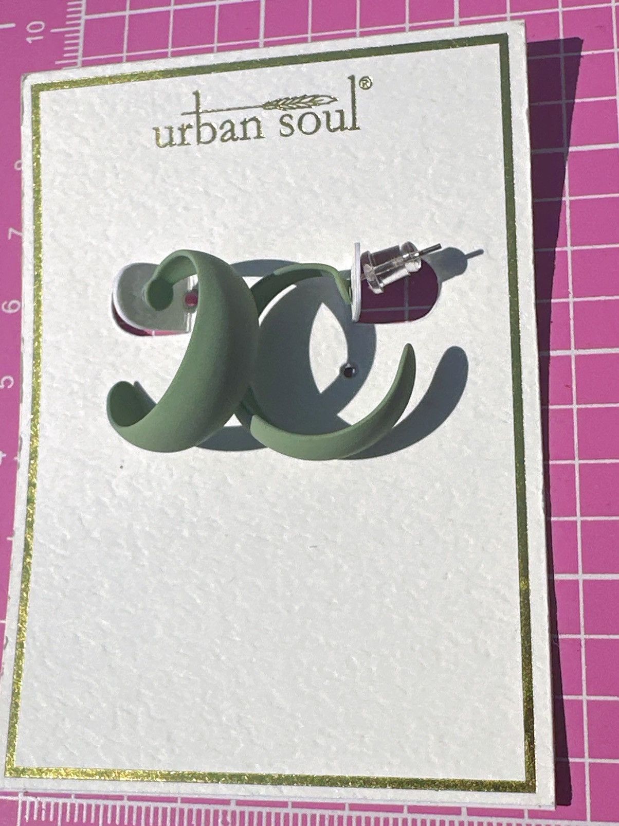 Designer Urban soul earrings small open loop green lightweight Size ONE SIZE - 4 Thumbnail