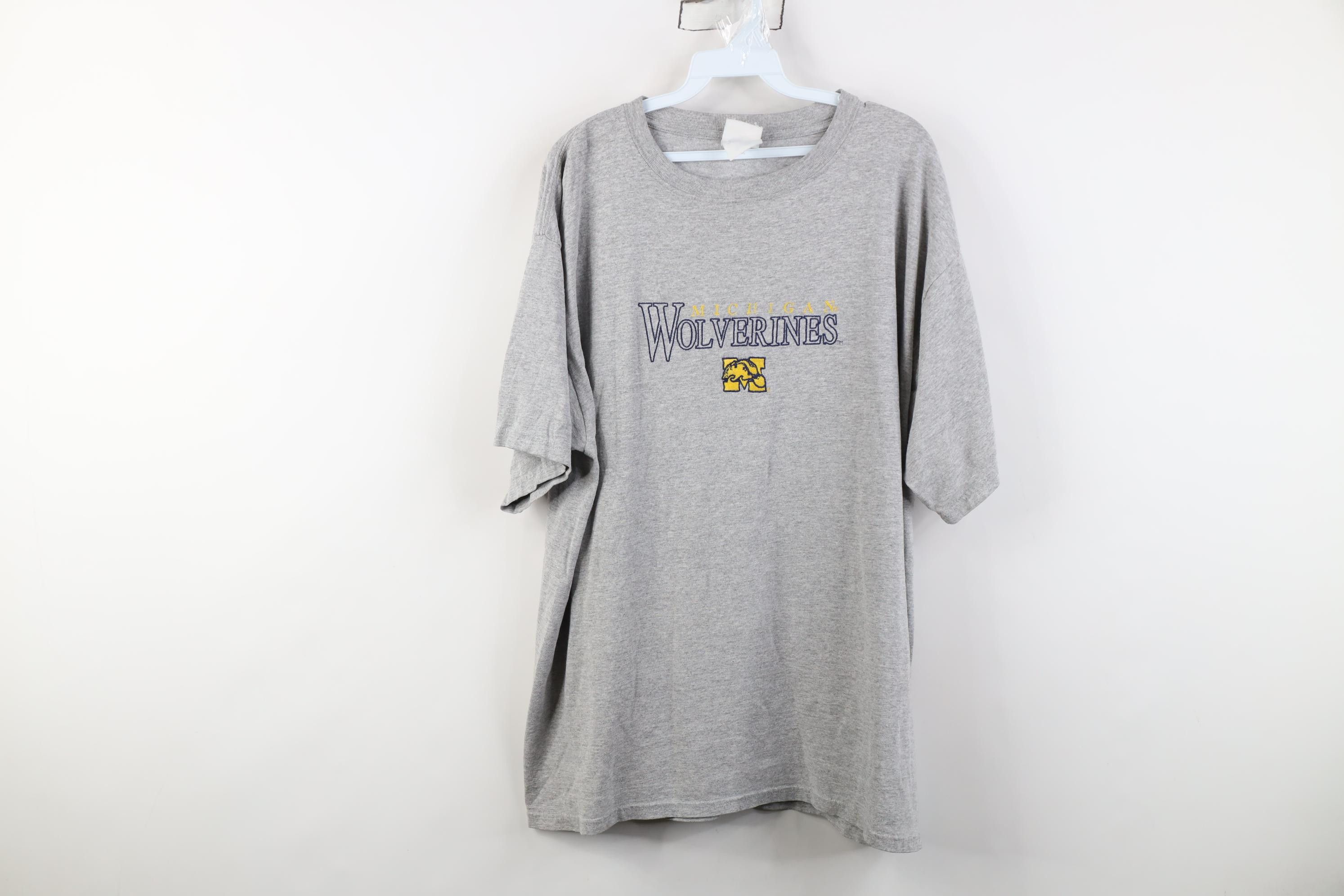 Vintage Vintage 90s University of Michigan Short Sleeve T-Shirt Size US XL / EU 56 / 4 - 1 Thumbnail