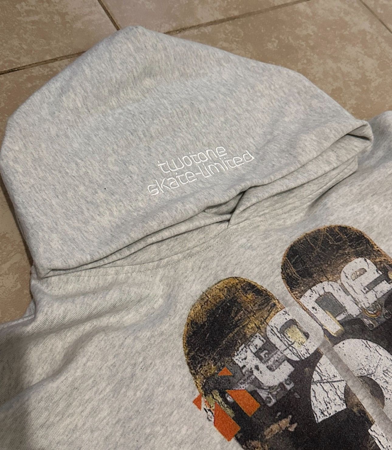 Japanese Brand twotone.us TONE 3 Skate 2 Cropped Hoodie Size US XL / EU 56 / 4 - 2 Thumbnail