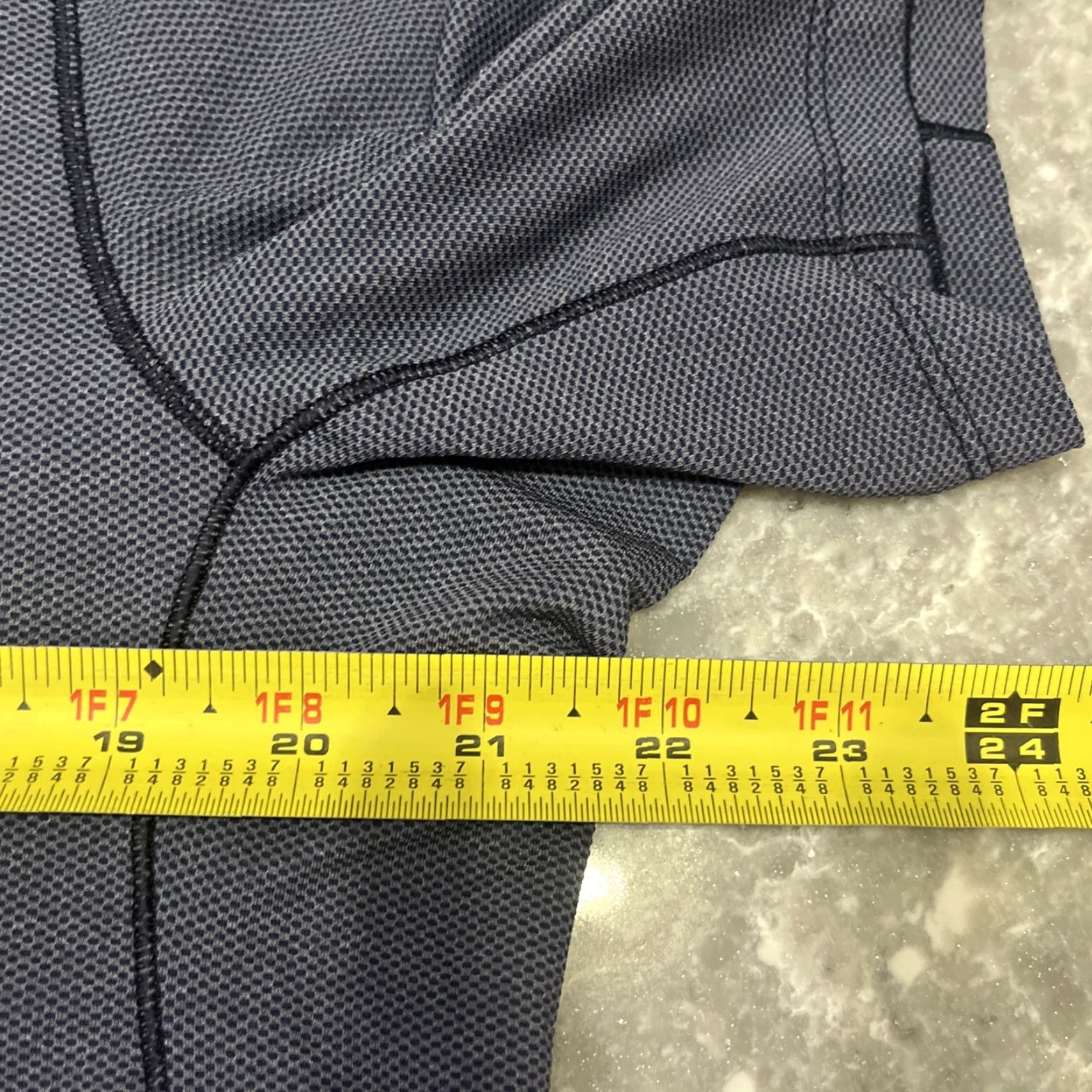 Lululemon VINTAGE? No—ignore. Title: Lululemon Metal Vent Tech T Shirt Mens XL Gray Short Sleeve Crewneck Athletic Shirt Mens Gray Lululemon Vent Tech T-Shirt Size US XL / EU 56 / 4 - 2 Thumbnail