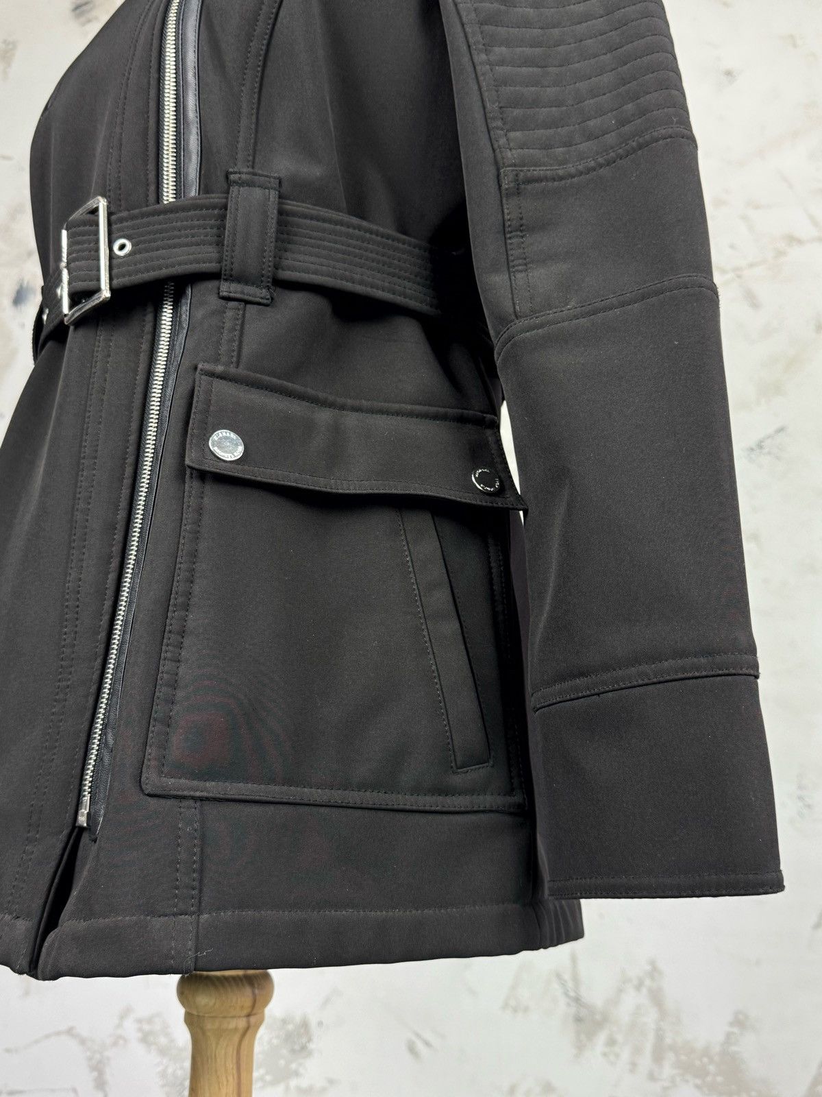 Michael Kors Michael Kors Belted Softshell Jacket Size L Size L / US 10 / IT 46 - 6 Thumbnail