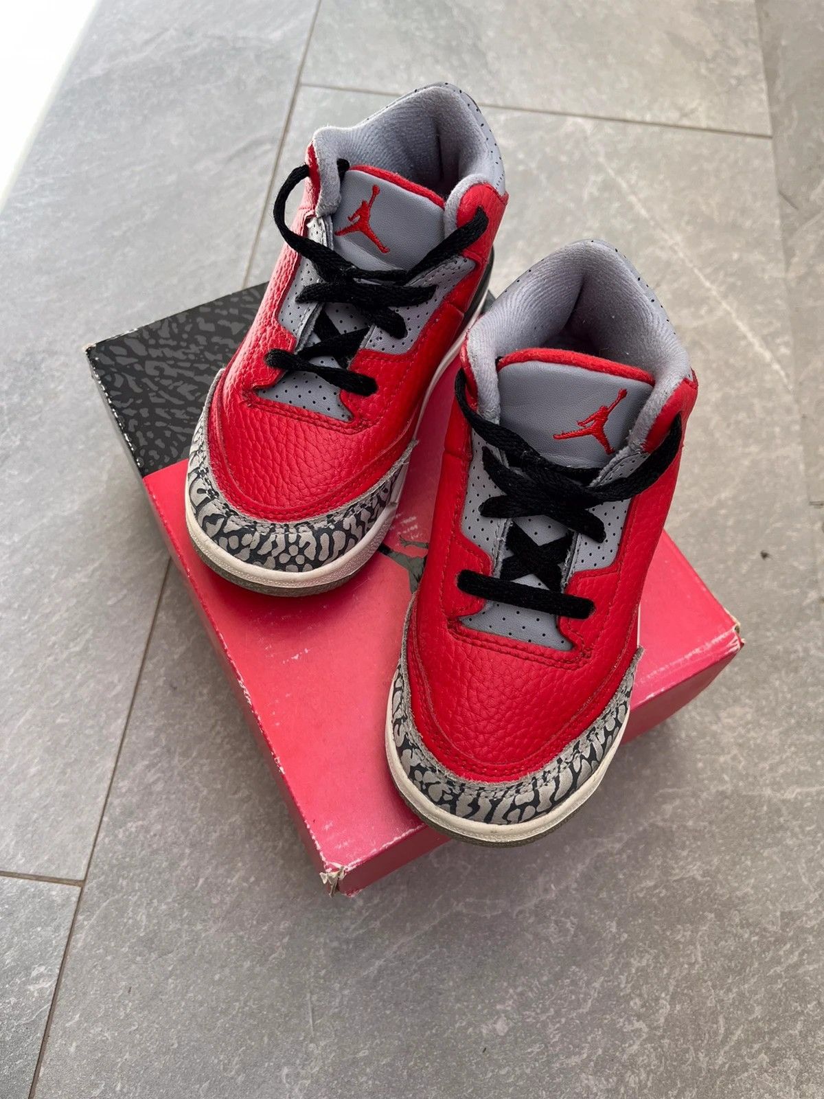 Jordan Brand Air Jordan Retro 3 Size 9C EUR 26 15cm Sneakers Size US 5 / EU 37 - 12 Thumbnail