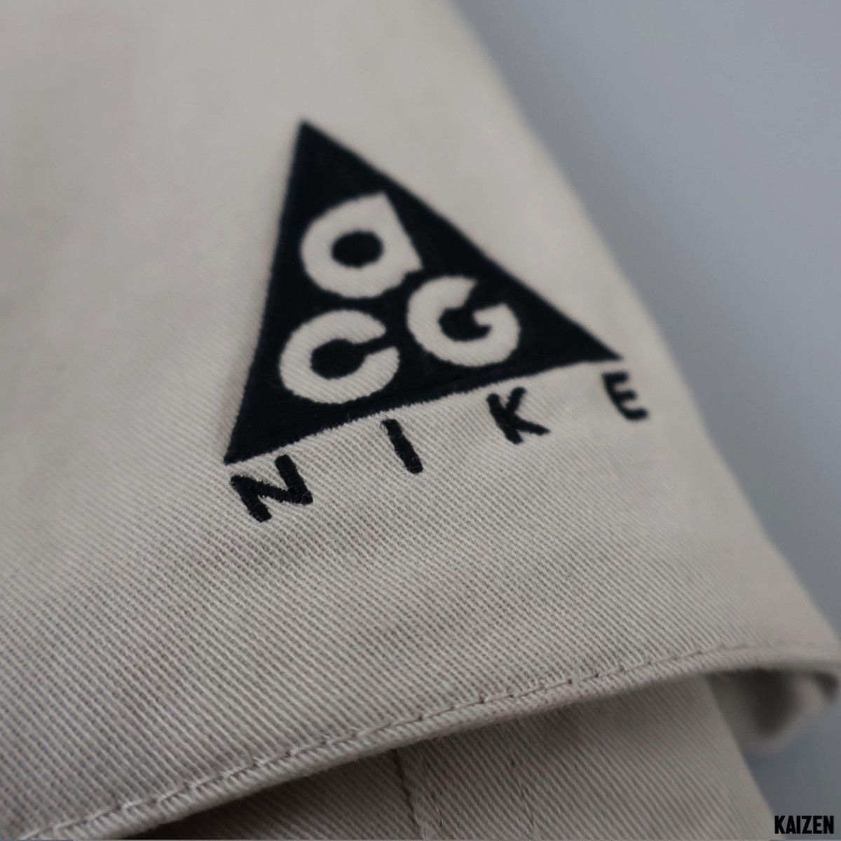 Nike ACG NIKE ACG - CARGO WOVEN PANTS "MOON PARTICLE" Size US 36 / EU 52 - 8 Thumbnail
