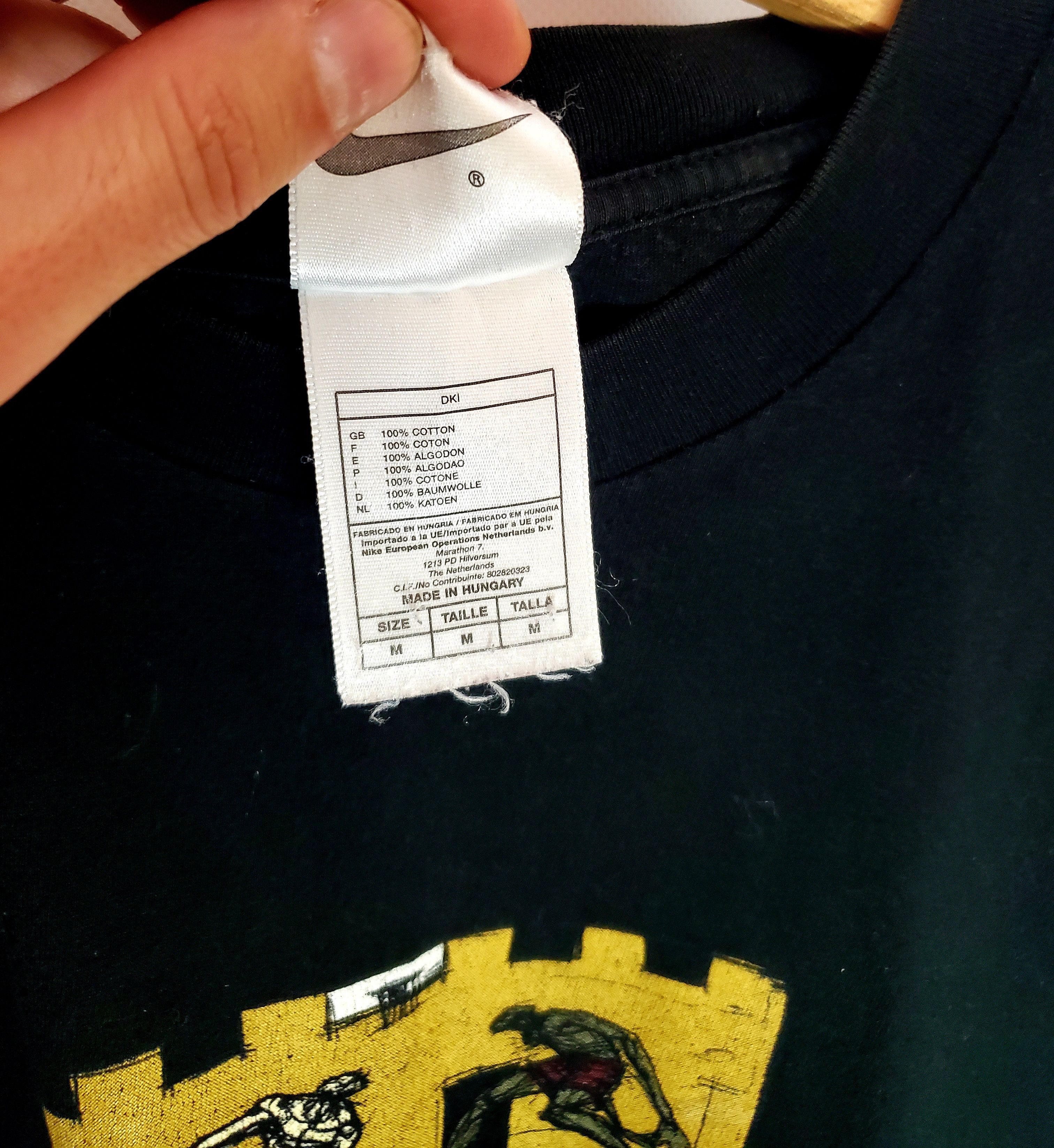 Nike × Vintage Vintage 90s Nike Basketball Court Black Tshirt size L Size US M / EU 48-50 / 2 - 4 Thumbnail