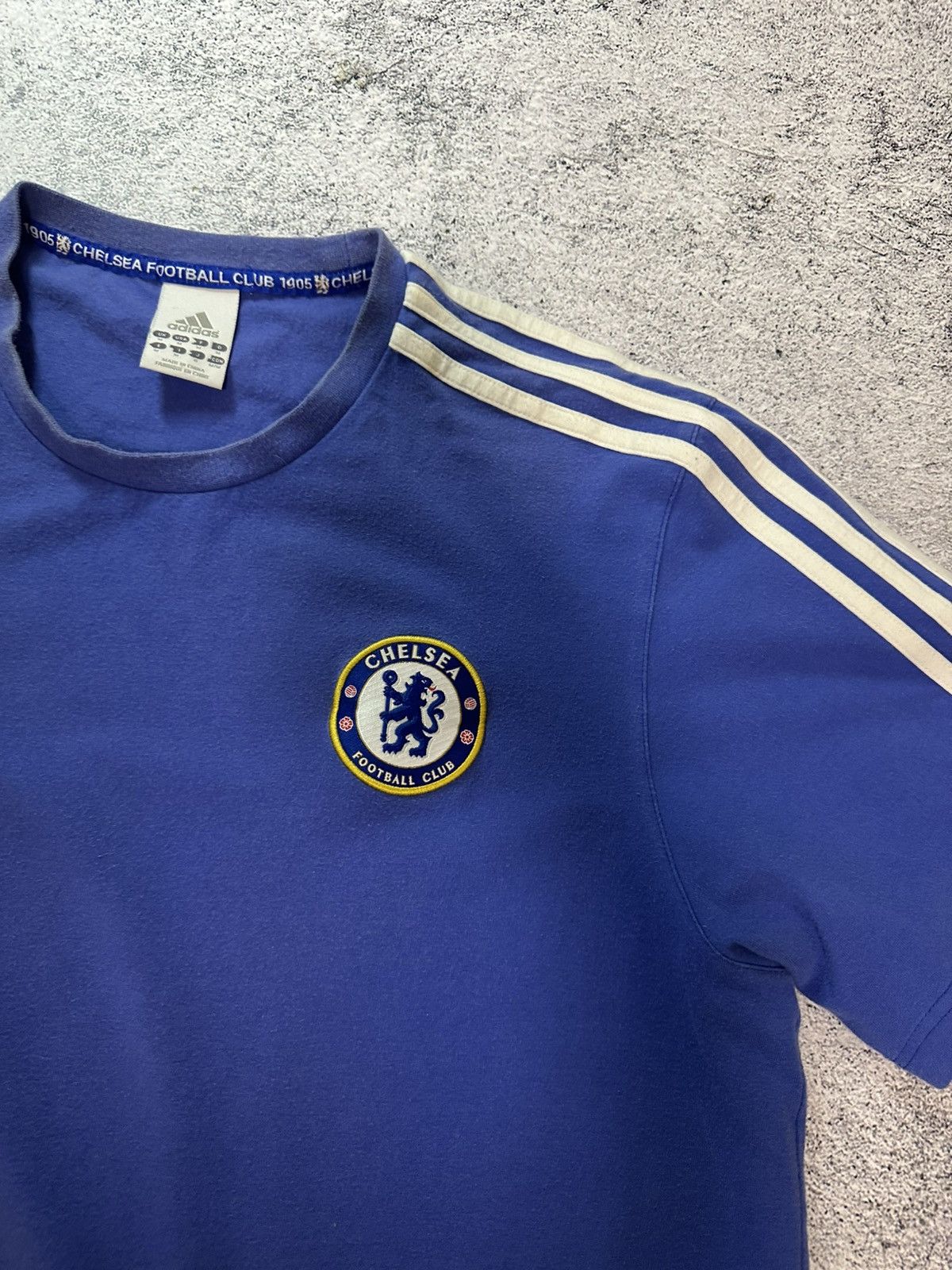 Adidas Vintage Adidas Chelsey Soccer T-shirt Blue Logo Size US M / EU 48-50 / 2 - 7 Thumbnail