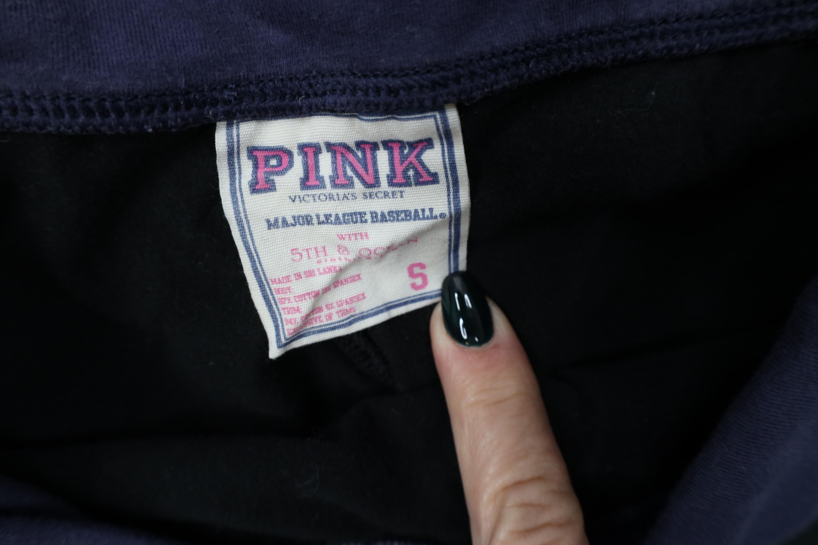 Victoria's Secret Vintage Y2K Pink Victoria's Secret Minnesota Capris Pants Size 26" / US 2 / IT 38 - 8 Thumbnail