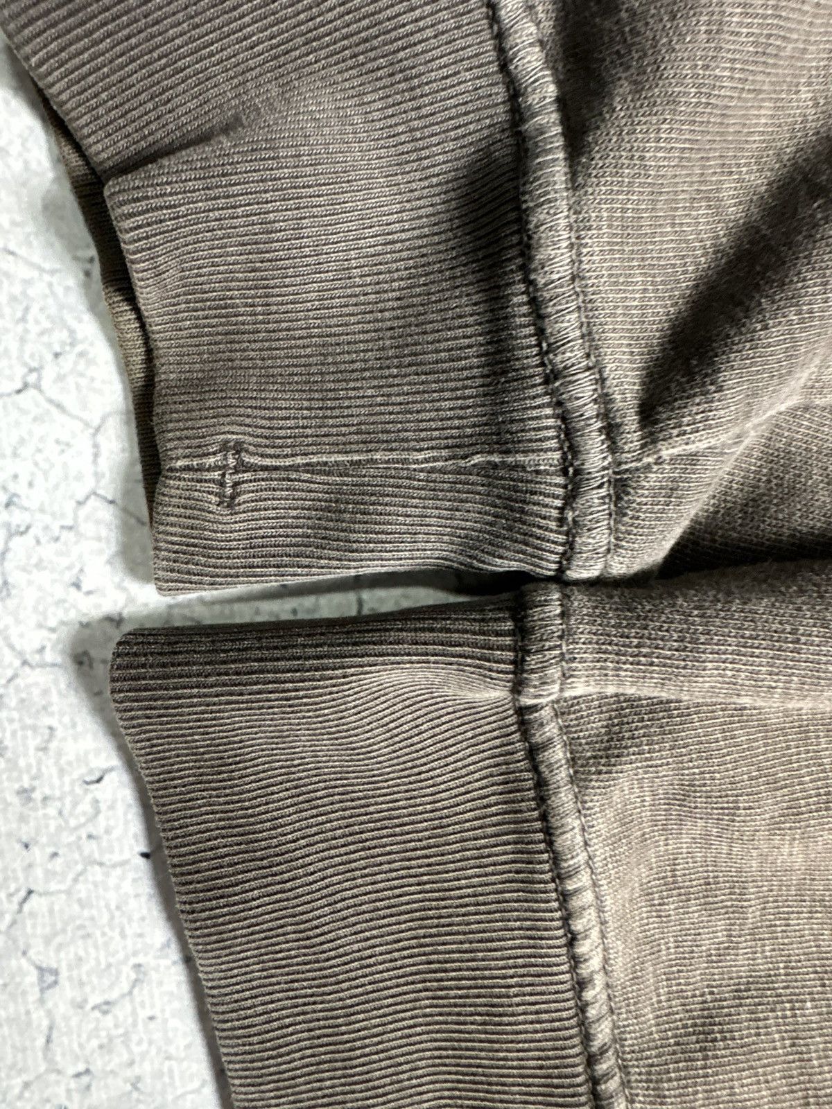 Stone Island Stone Island Brown Luxury Sweatshirt Casual Vintage Size M Size US M / EU 48-50 / 2 - 4 Thumbnail