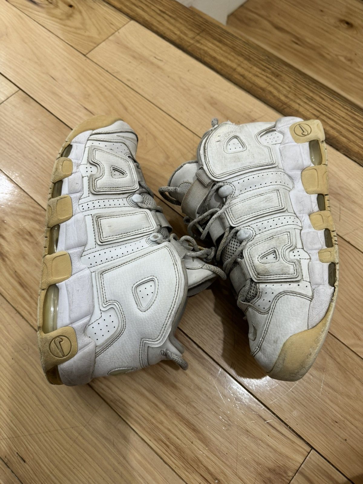 Nike Nike air max uptempo triple white Size US 10 / EU 43 - 7 Thumbnail
