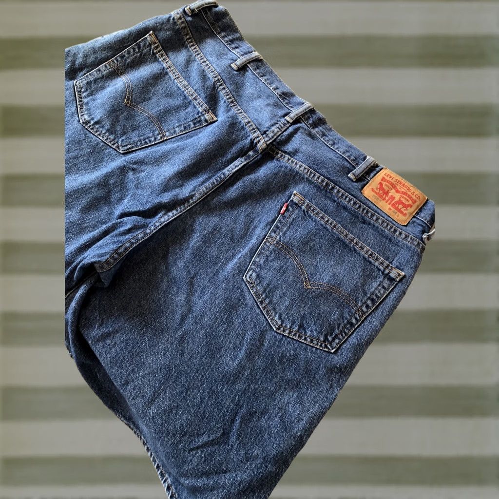 Levi's VINTAGE Levi’s 550 Denim Shorts Mens 42 Bermuda 10” Rise Blue 5-Pocket Logo Button Zipper Relaxed Regular Denim Shorts Mens Blue Size US 42 / EU 58 - 1 Thumbnail