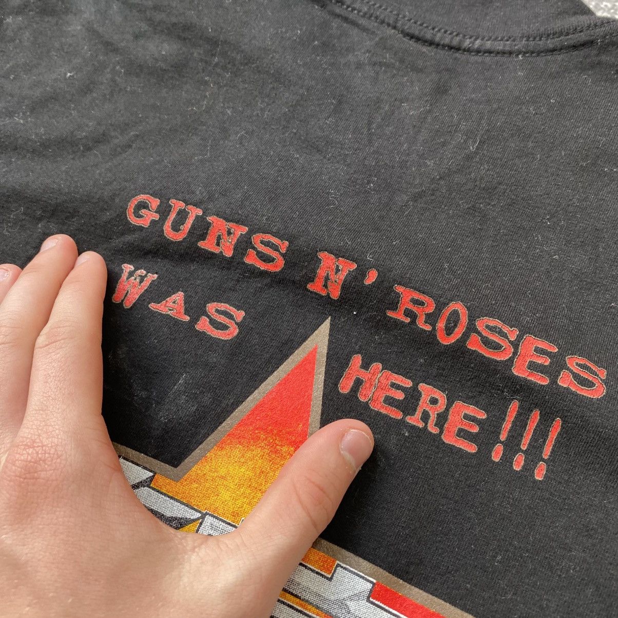 Band Tees Vintage Guns N Roses Big Logo Graphic 90’s band tee Size US M / EU 48-50 / 2 - 9 Thumbnail