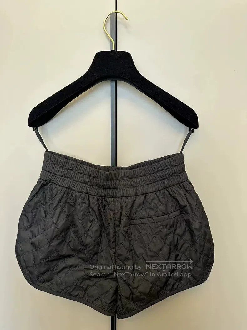Chanel Chanel Diamond checkered black drawstring elastic shorts Size 24" / US 00 / IT 34 - 2 Thumbnail