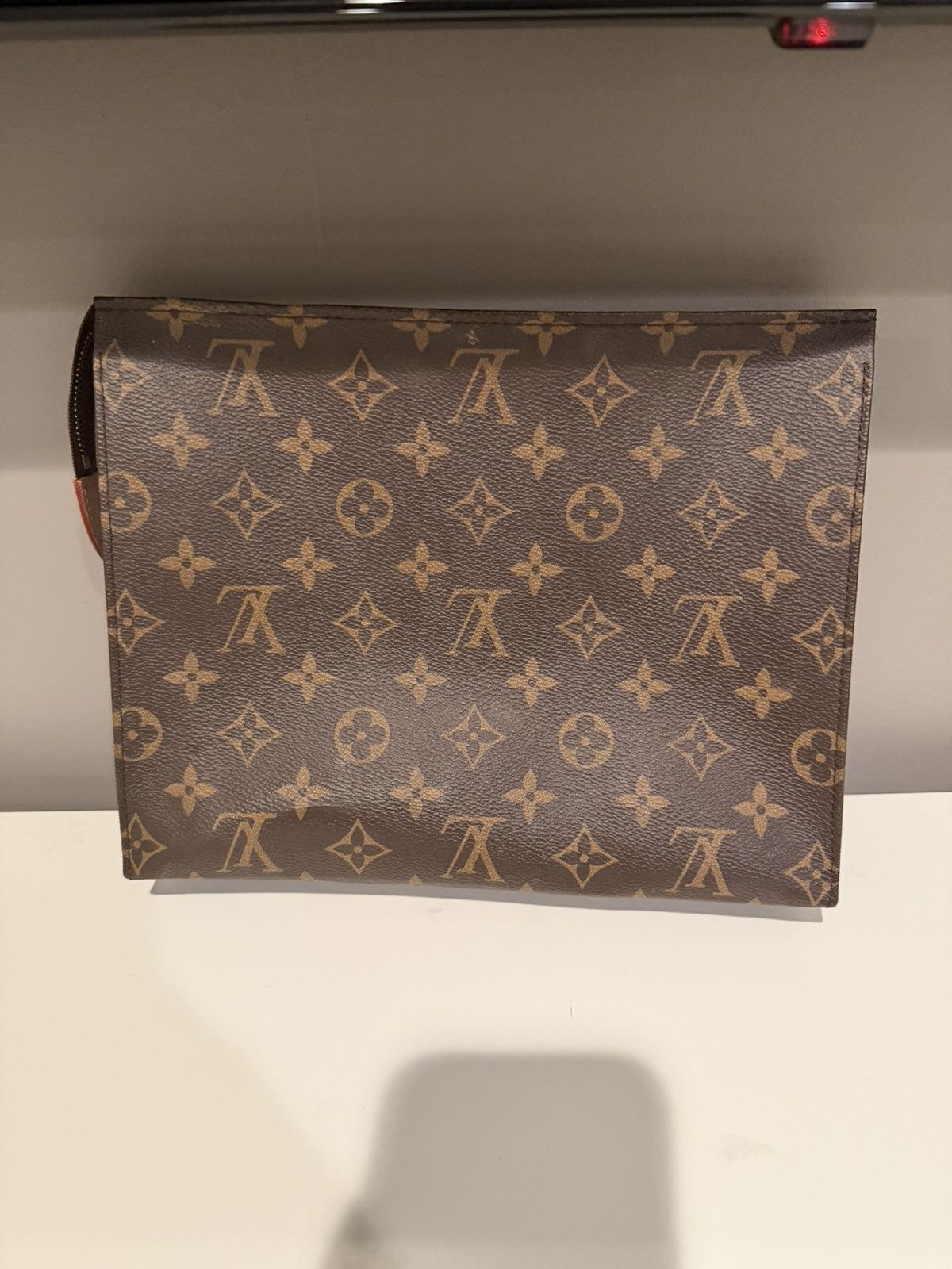 Louis Vuitton Louis Vuitton Toiletry Pouch Size ONE SIZE - 2 Thumbnail