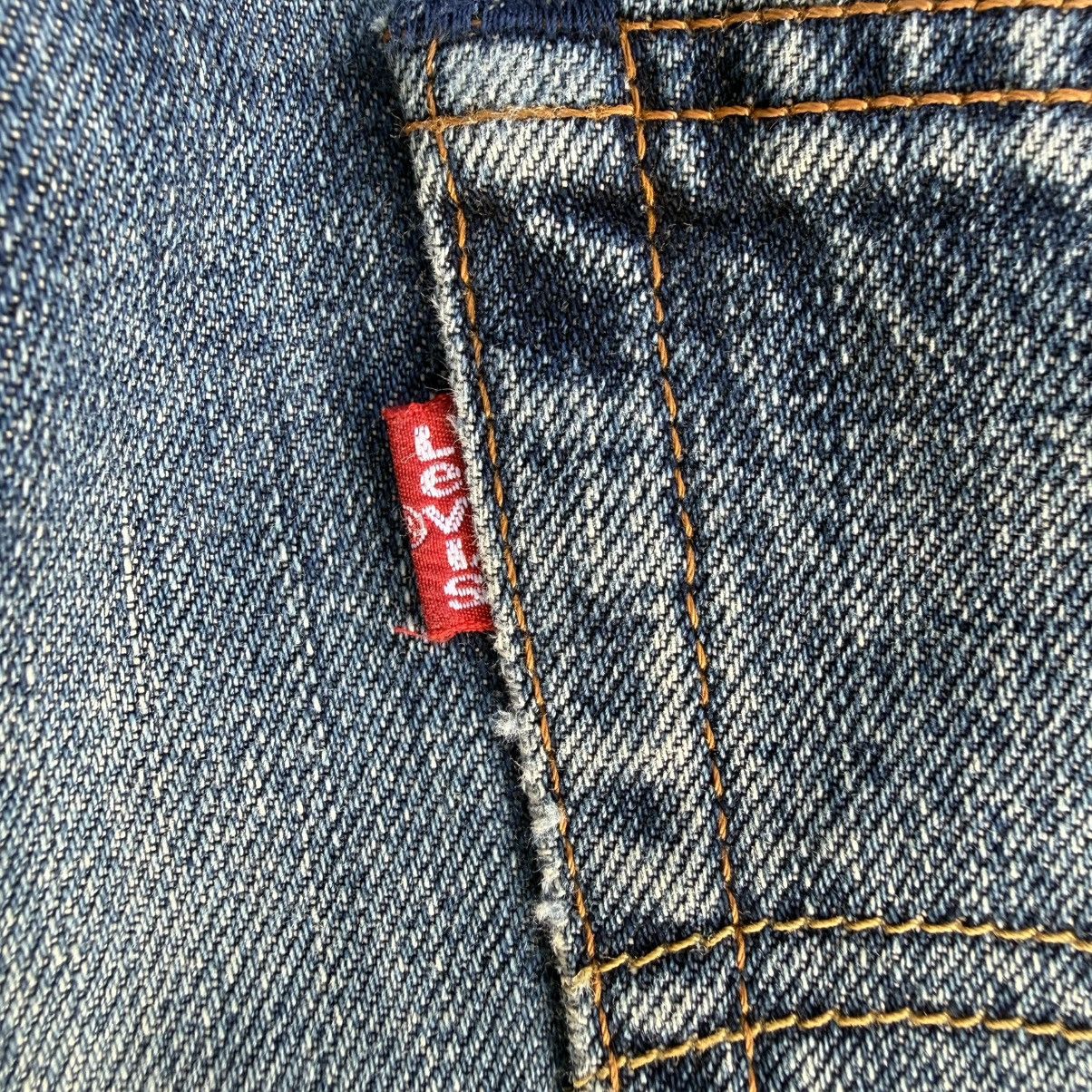 Levi's Vintage Clothing W31x33.5 Vintage Levi's 504 Faded Denim Jean Pants Size US 31 - 12 Thumbnail