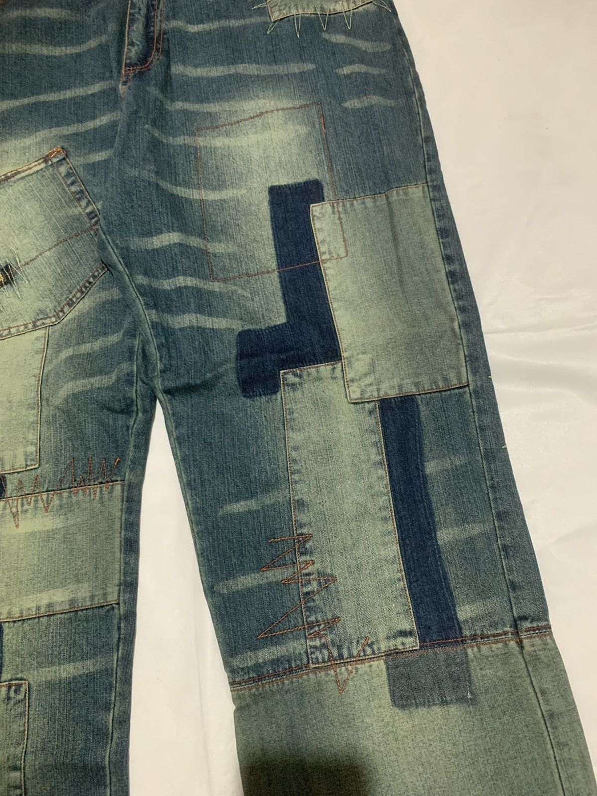 Akademiks Vintage Akademiks Multi Pocket Embroidered Baggy Y2K Jeans Size US 42 / EU 58 - 6 Thumbnail