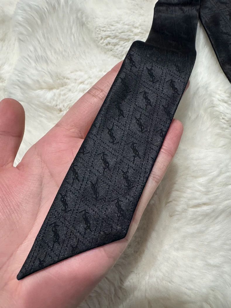 Saint Laurent Paris Saint Laurent Paris High-set silk necktie with full dark pr Size ONE SIZE - 3 Thumbnail