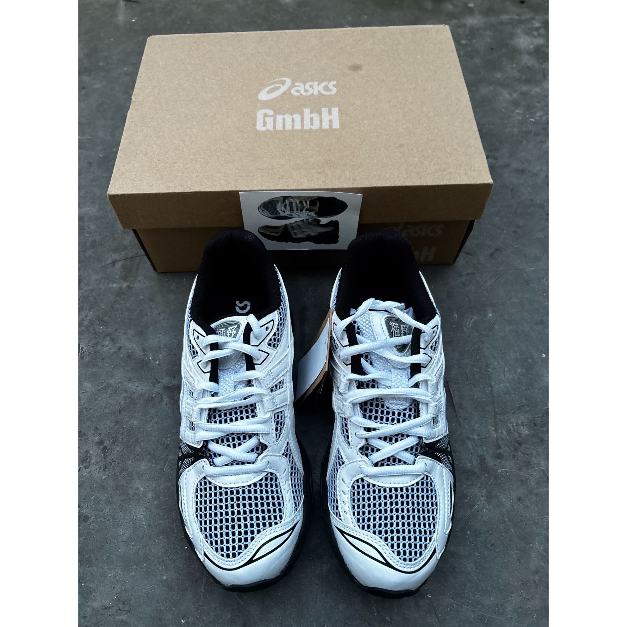 Asics GmbH X ASICS Gel-Kayano White/Black Size 39.5 Brand New With Size US 6.5 / EU 39-40 - 1 Thumbnail