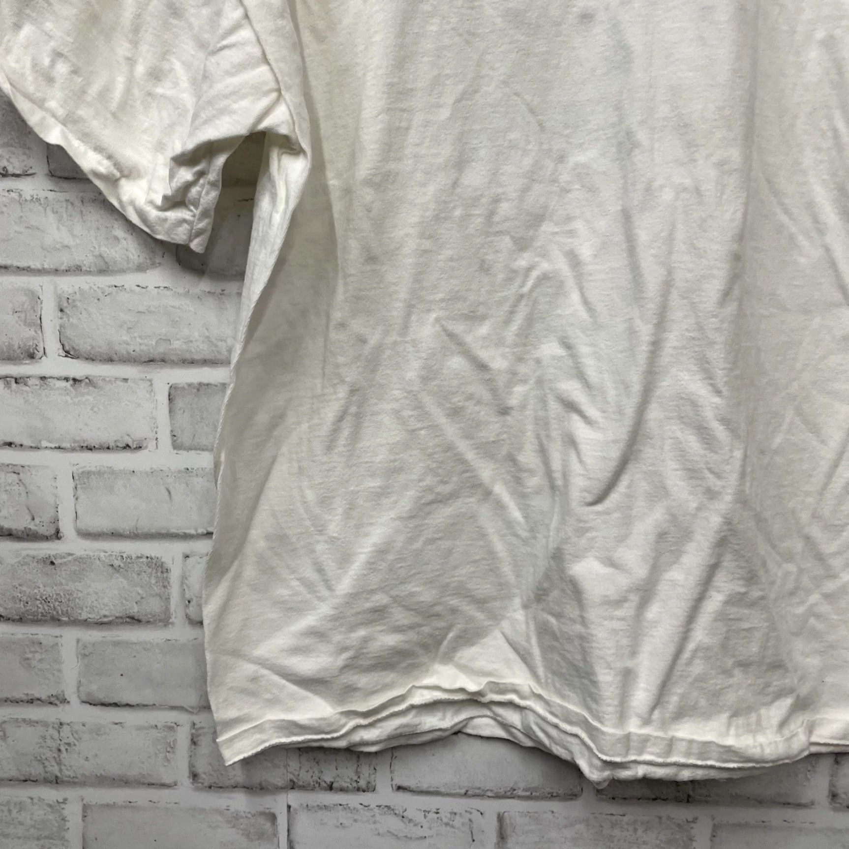 Vintage VINTAGE Oneita South Bay Studios 1994 Graphic Tee Stitch Mens Size XL White Cotton Size US XL / EU 56 / 4 - 5 Thumbnail