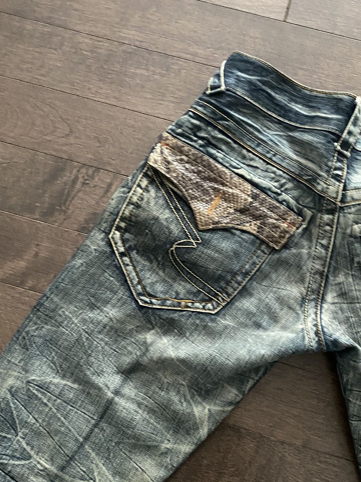 If Six Was Nine Semantic Design denim snakeskin shorts Size US 29 - 2 Thumbnail