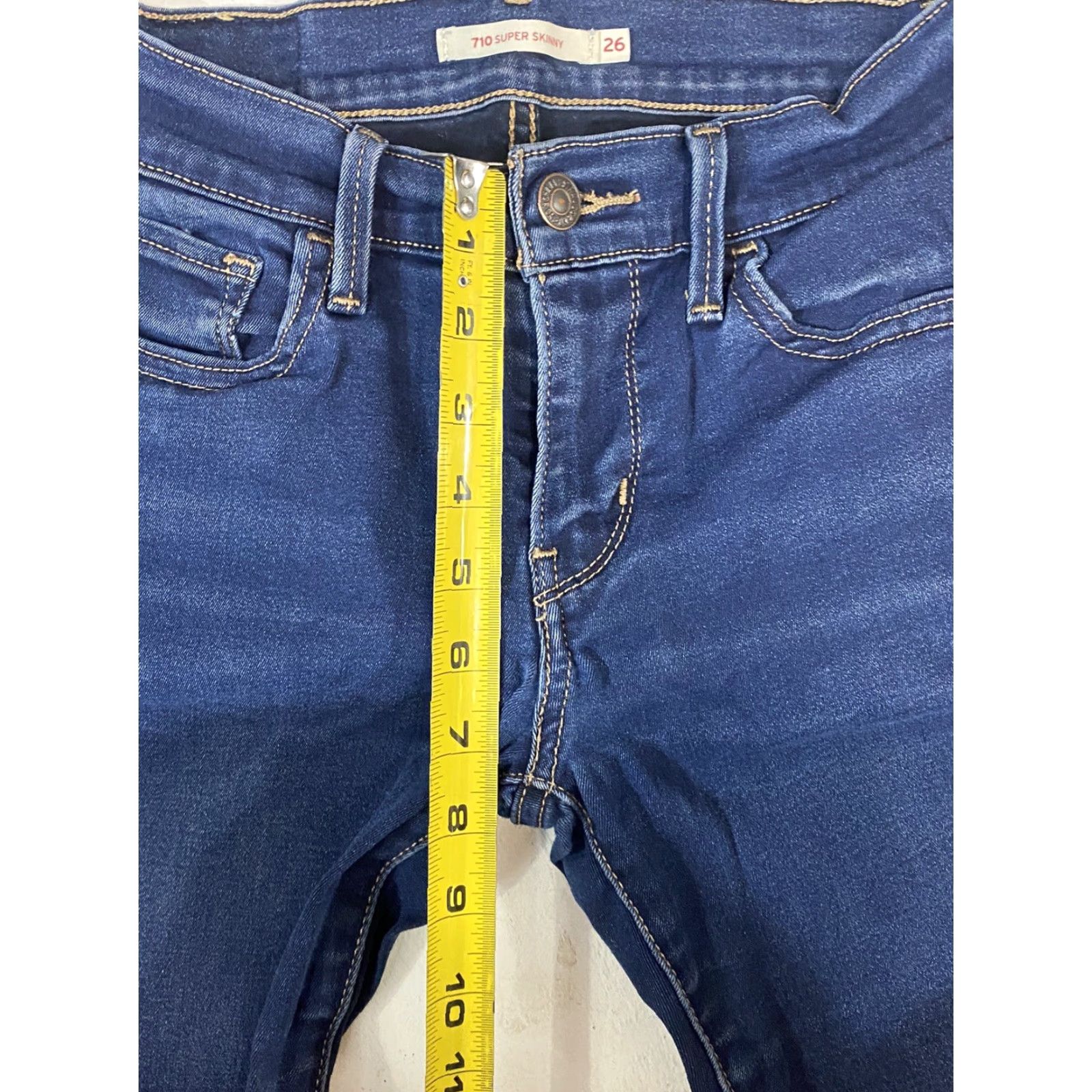 Levi's Levi's 710 Super Skinny Jeans Womens Mid Rise Stretch Medium Wash Blue 26x30 Jeans Size 26" / US 2 / IT 38 - 5 Thumbnail