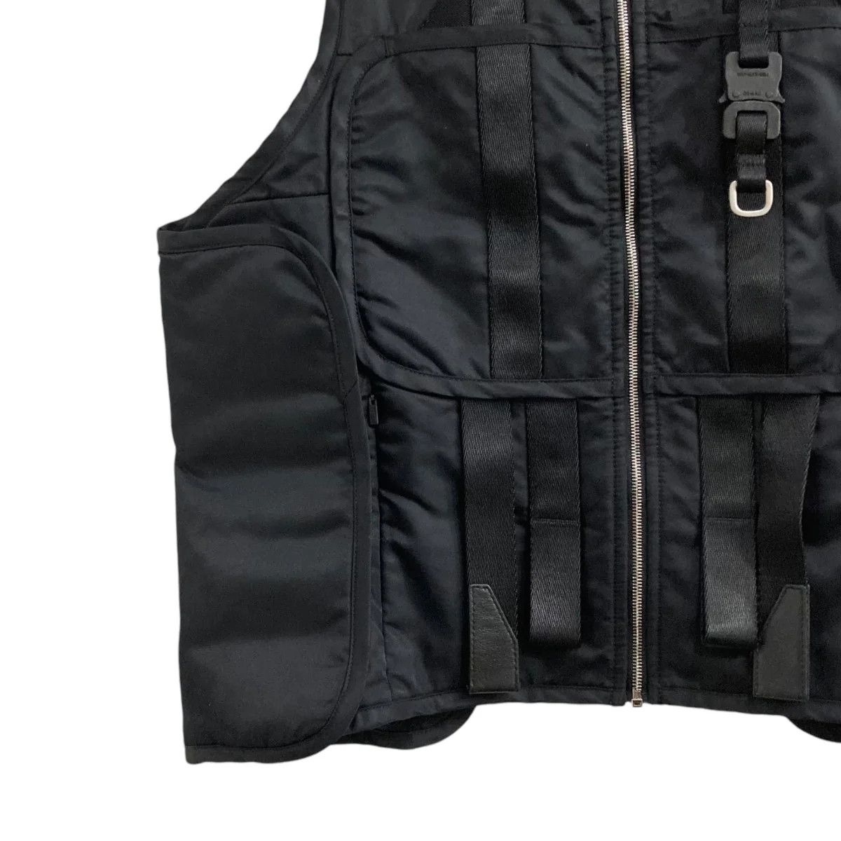 1017 ALYX 9SM Nylon Utility Zip Up Vest Size US S / EU 44-46 / 1 - 2 Thumbnail