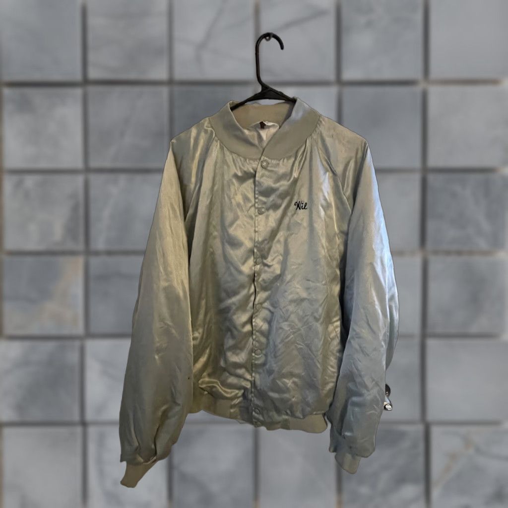 Vintage VINTAGE West ark Jacket 3XL Mens Satin USA Gray Nissan Embroidery Bomber Jacket Size US XXL / EU 58 / 5 - 1 Thumbnail
