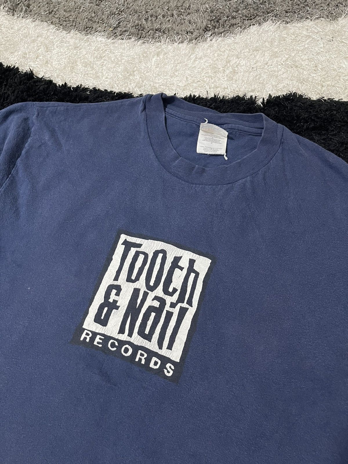 Band Tees × Vintage Vintage Tee 1998 Touch & Nail RECORDS Size US L / EU 52-54 / 3 - 2 Thumbnail