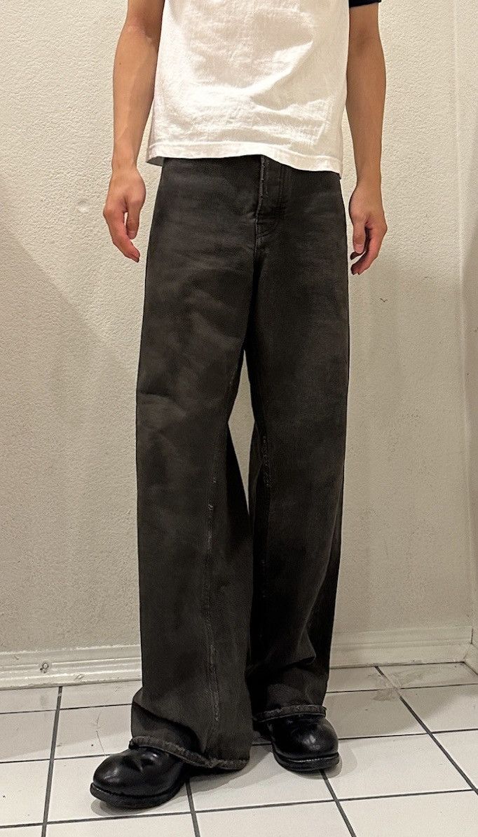 Vuja De Steve Garment Dyed Jeans in Shadow