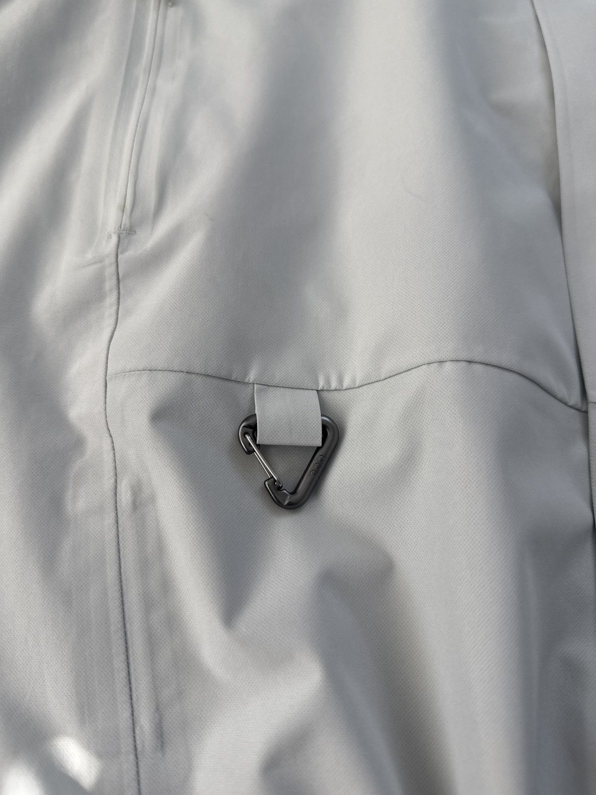 Nike ACG Nike ACG Storm Fit Cascade Rains Waterproof Jacket White Size US M / EU 48-50 / 2 - 12 Thumbnail