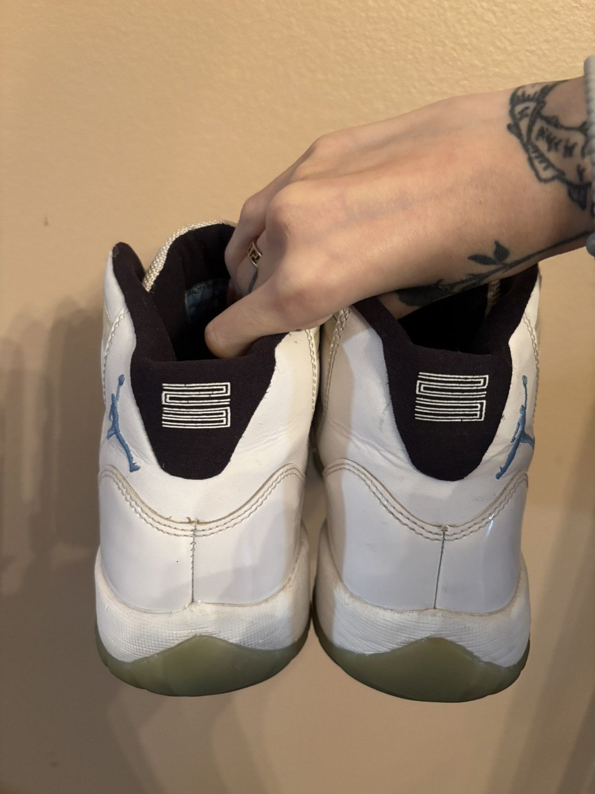 Jordan Brand Air Jordan 11 BG 'Legend Blue' Size US 6 / EU 39 - 4 Thumbnail