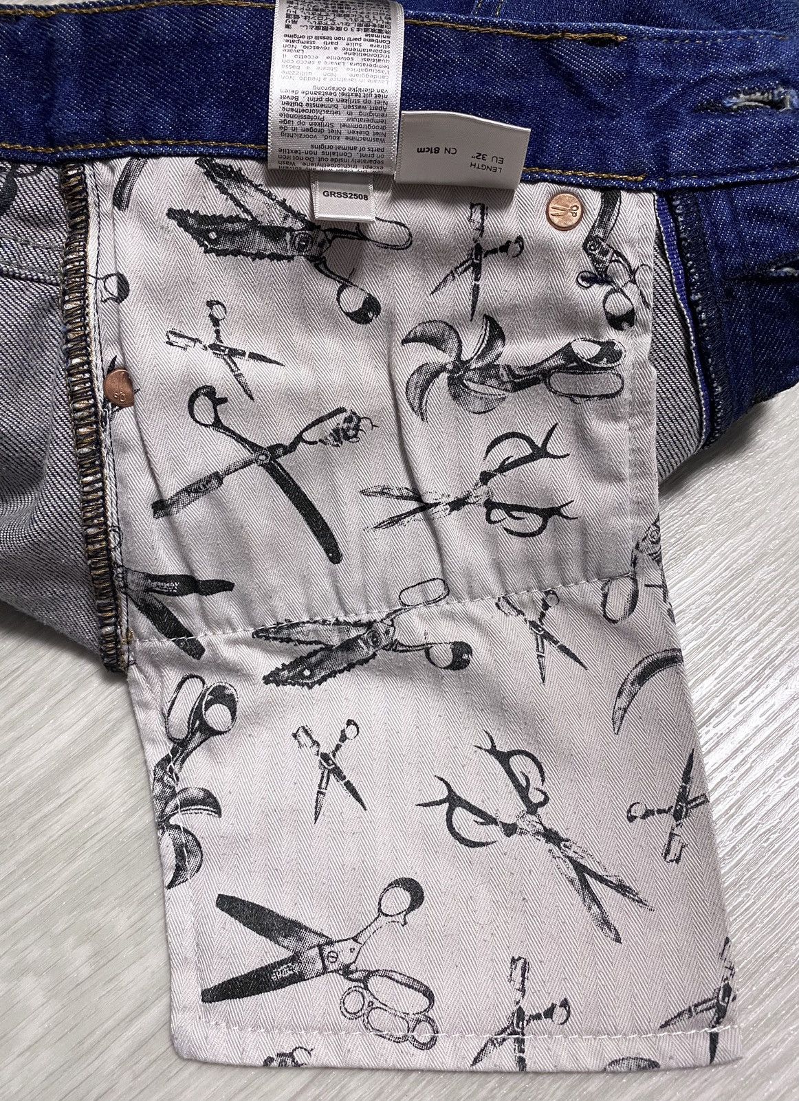 DENHAM Razor Washed Distressed Patchwork Stitched Fringed Torn Size US 30 / EU 46 - 23 Thumbnail