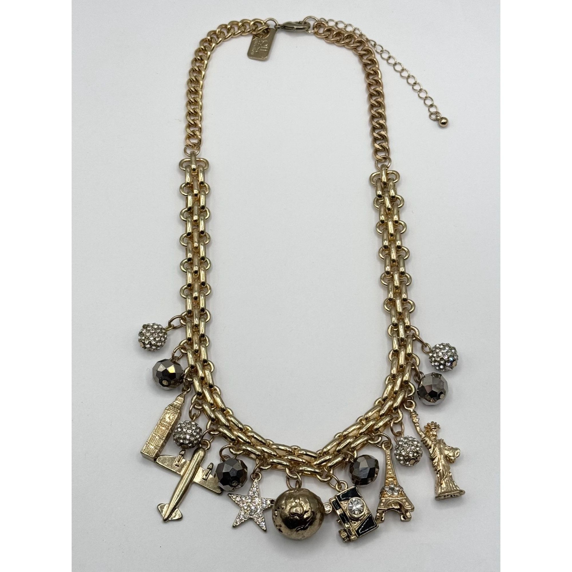 Vintage Off Park Collection White Crystal Gold Tone Travel Charm Nec Size ONE SIZE - 7 Thumbnail