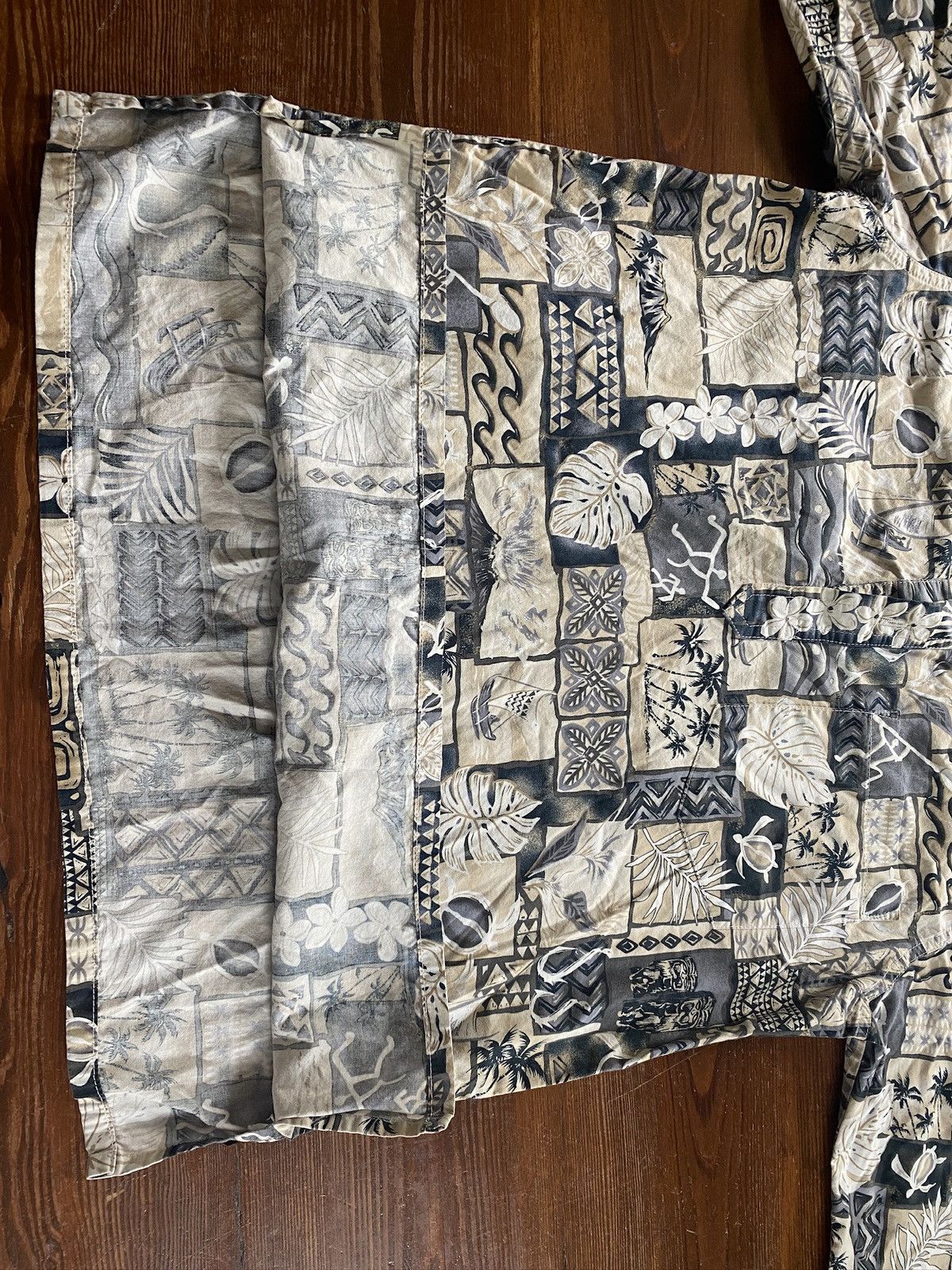 Vintage Vintage 80’s Hawaiian Beach Tribal Button Up Style Polo Size US XS / EU 42 / 0 - 11 Thumbnail