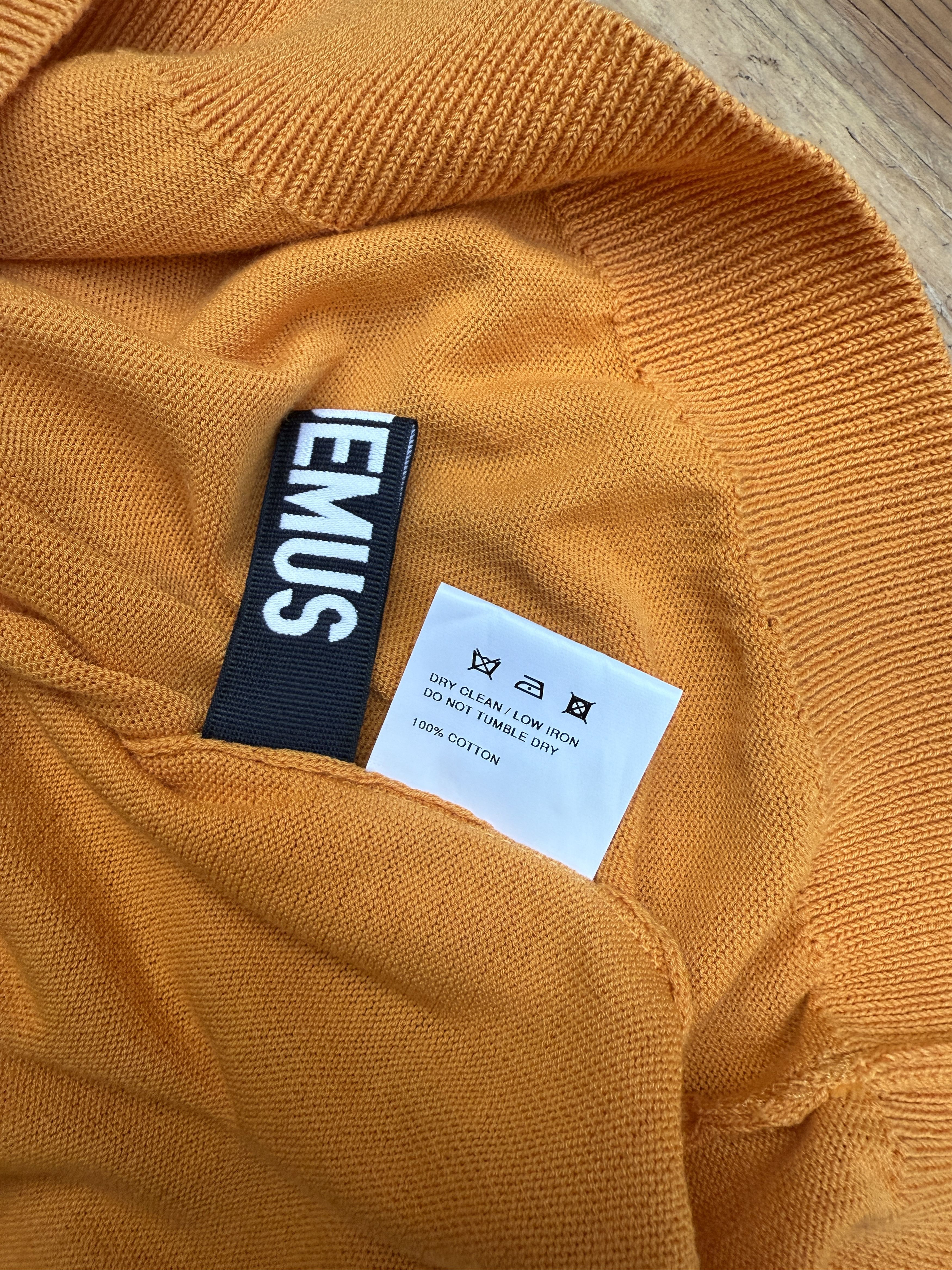 Jacquemus Knitted cycling style shirt Size US L / EU 52-54 / 3 - 3 Thumbnail