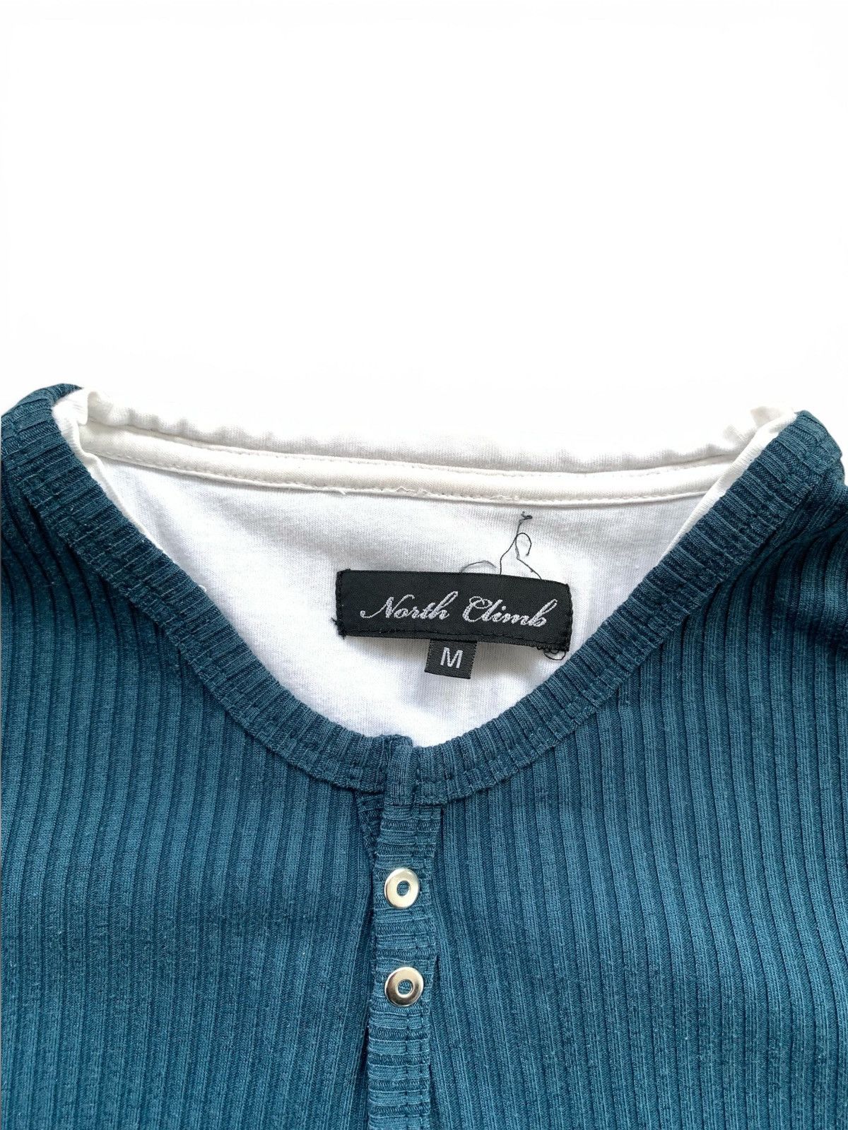 Japanese Brand 2000s japanese archive north climb y2k short sleeve tee Size US M / EU 48-50 / 2 - 3 Thumbnail