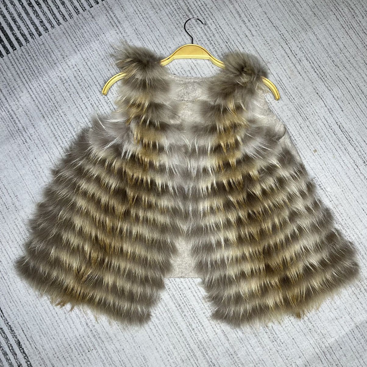Japanese Brand × Vintage Japanese Brand Fur Finn Raccoon vest Size US M / EU 48-50 / 2 - 1 Thumbnail