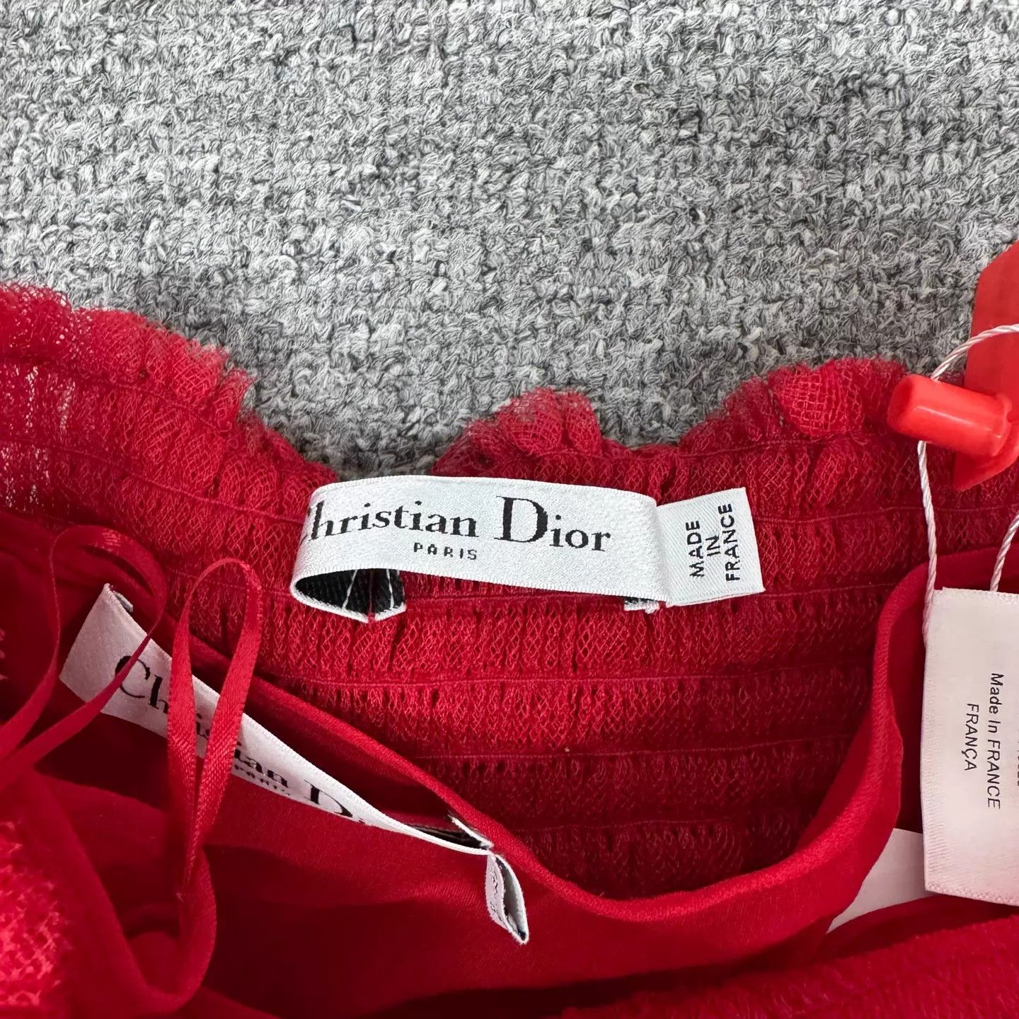 Dior Dior red tulle elastic waist 38 skirt 99 new Size 27" / US 4 / IT 40 - 4 Thumbnail