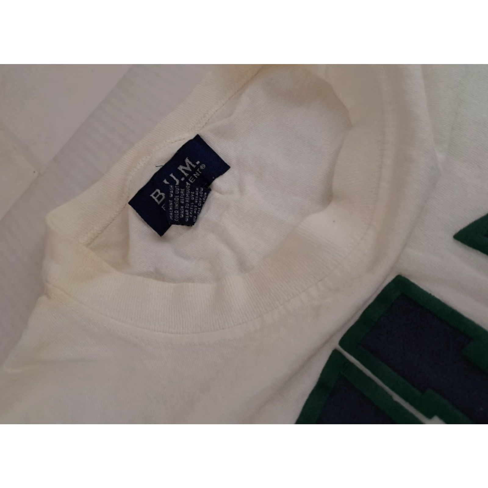 Vintage VINTAGE B.U.M. Equipment Embroidered T-Shirt 2XL White United States 90s Crew Neck Short Sleeve Mens Womens Unisex Adults Canvas Cotton Size US XXL / EU 58 / 5 - 5 Thumbnail